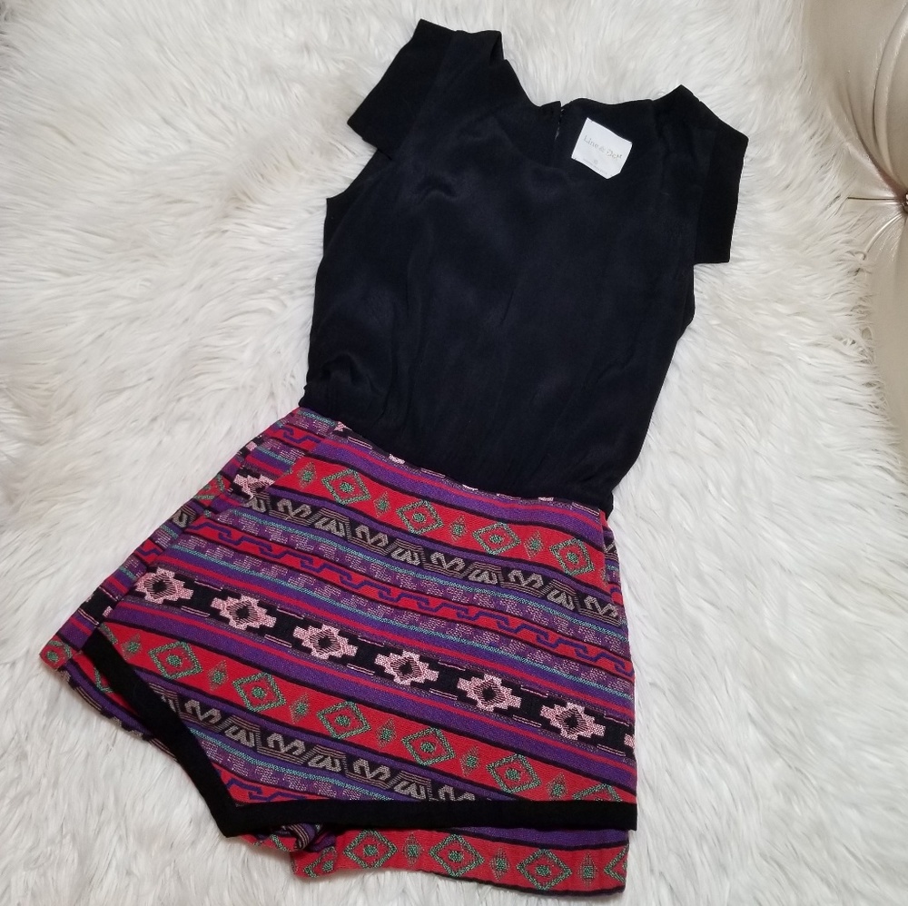Line & Dot Print Romper w/Pockets x Small
